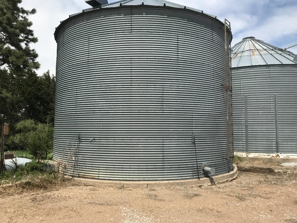 BS-B Grain Bin BigIron Auctions