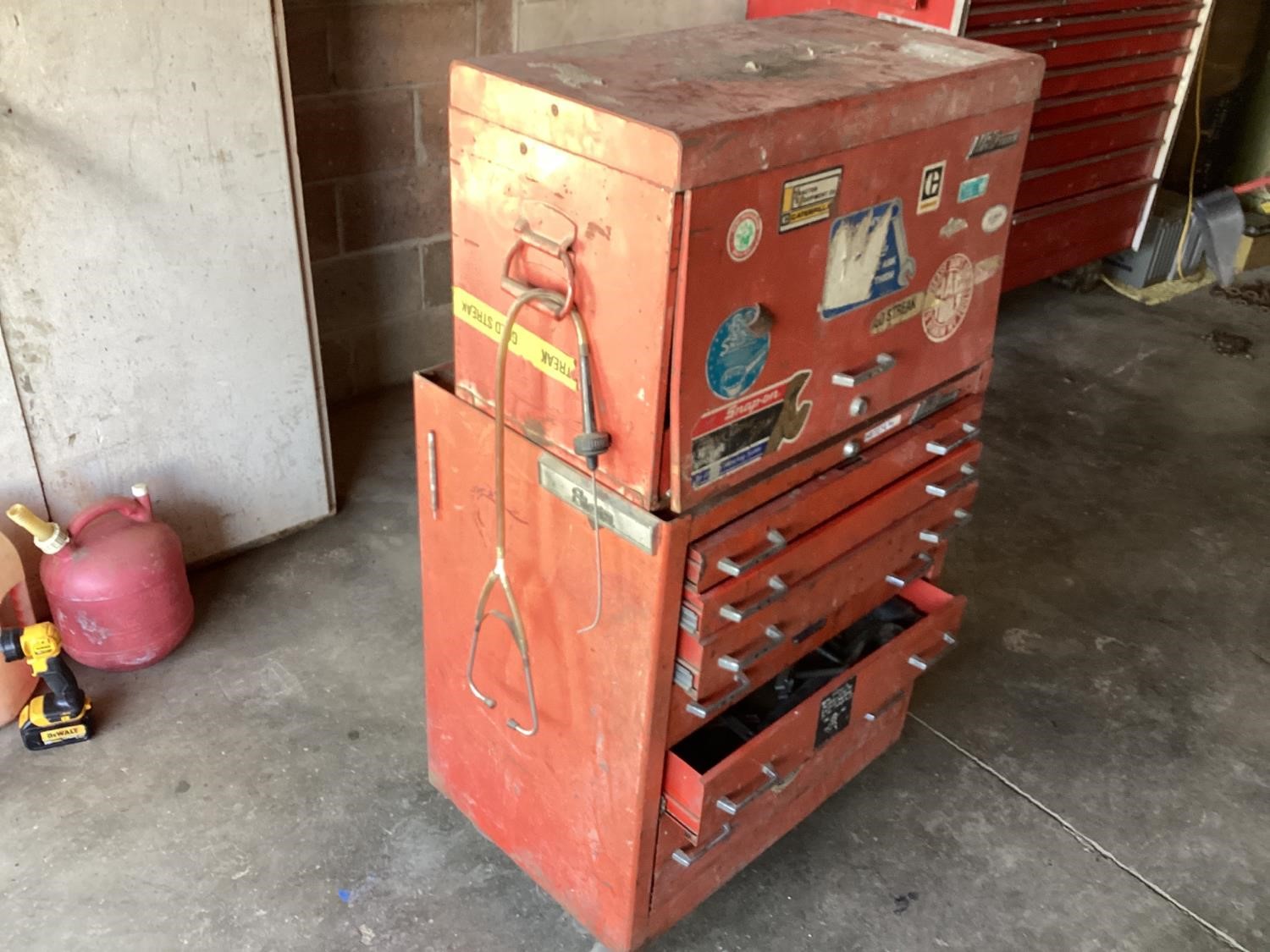 mac-tools-tool-chest-bigiron-auctions