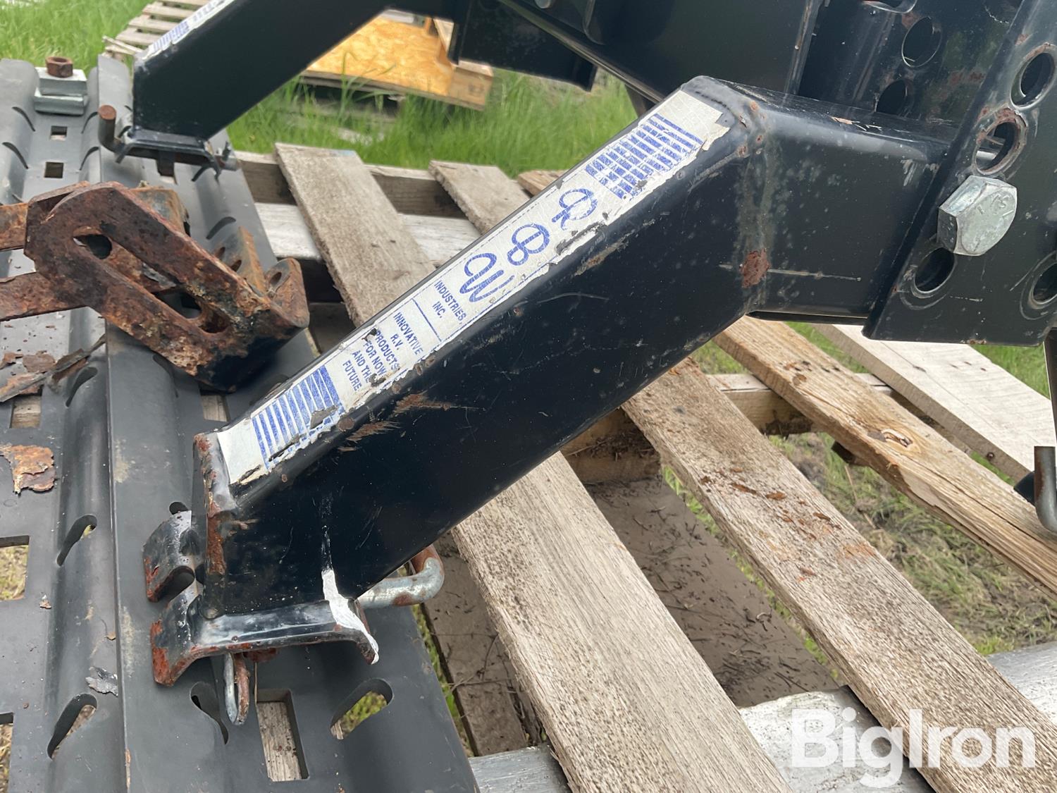 RBW Lil Rock’r 15K 5th Wheel Hitch BigIron Auctions