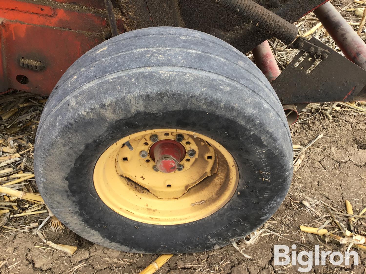 1988 New Holland 855 Round Baler BigIron Auctions