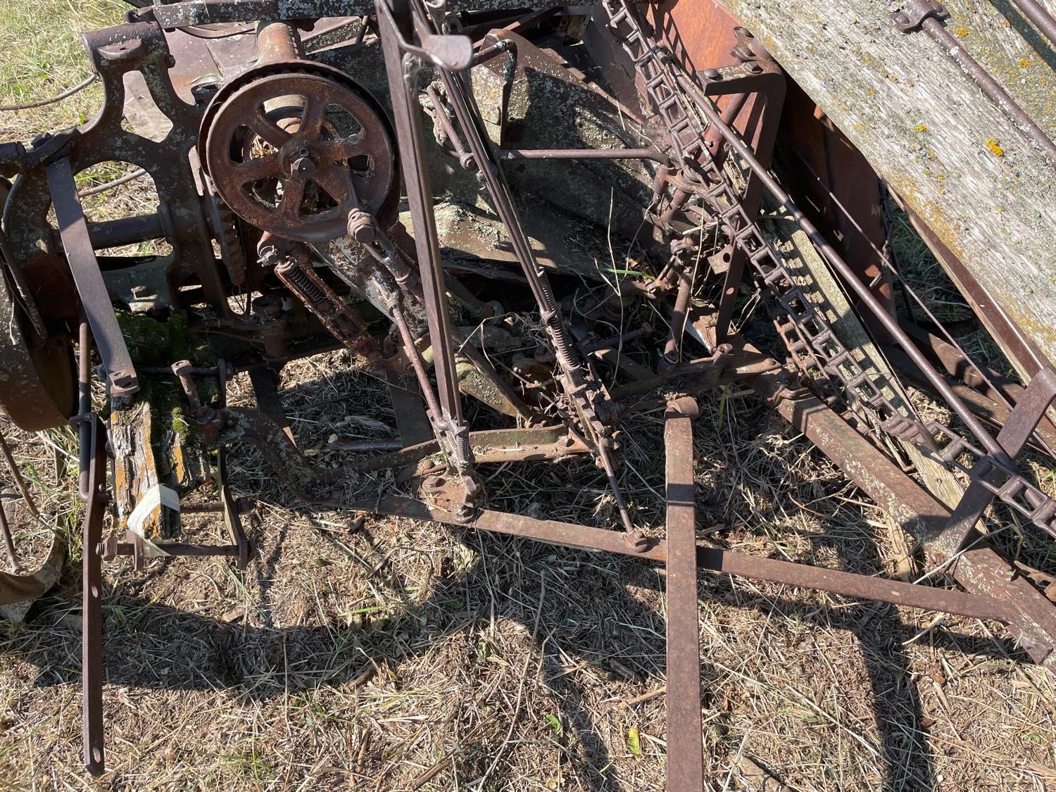 Deering Antique Corn Binder BigIron Auctions