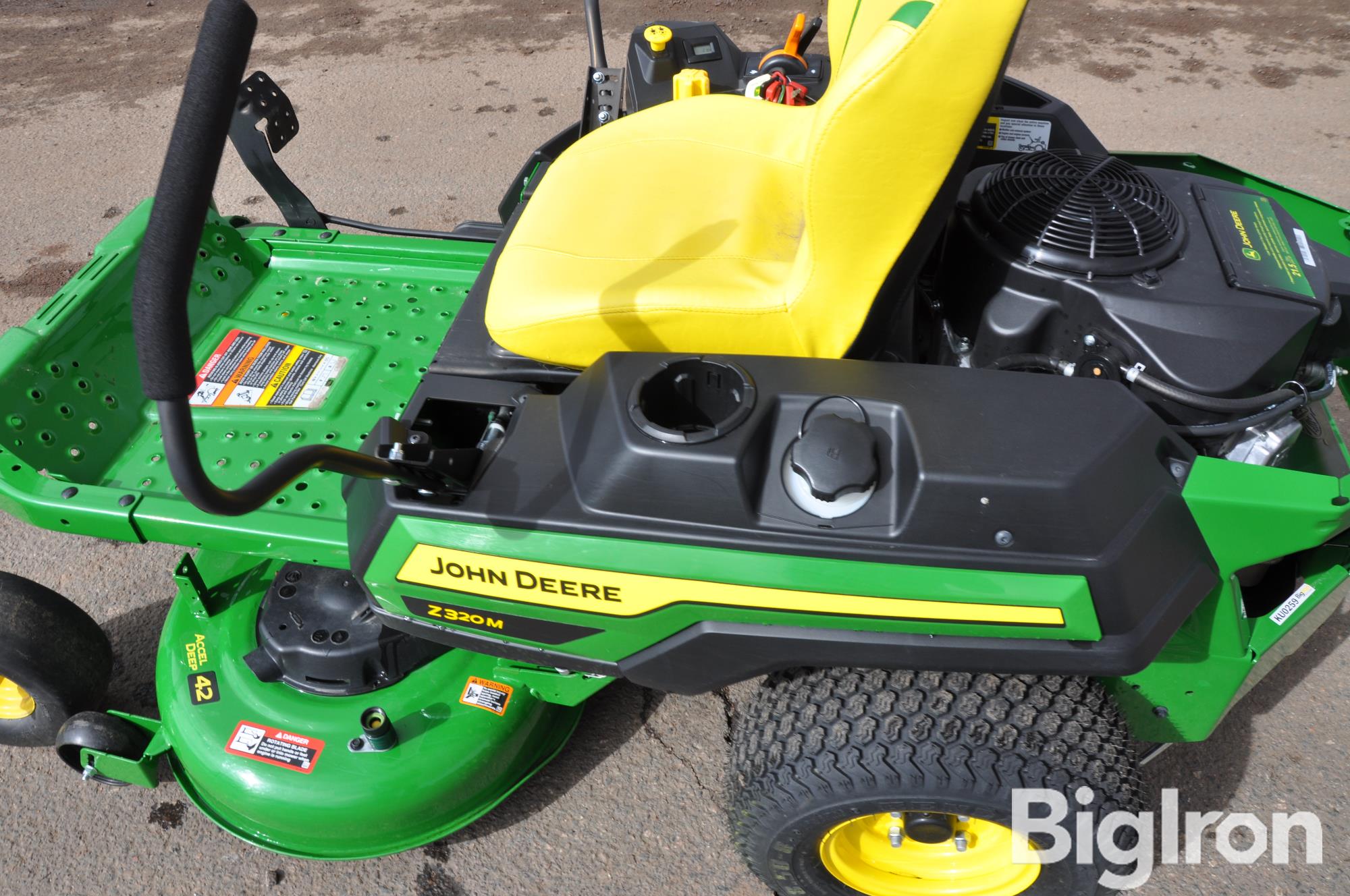 2023 John Deere Z320M Zero Turn Mower BigIron Auctions