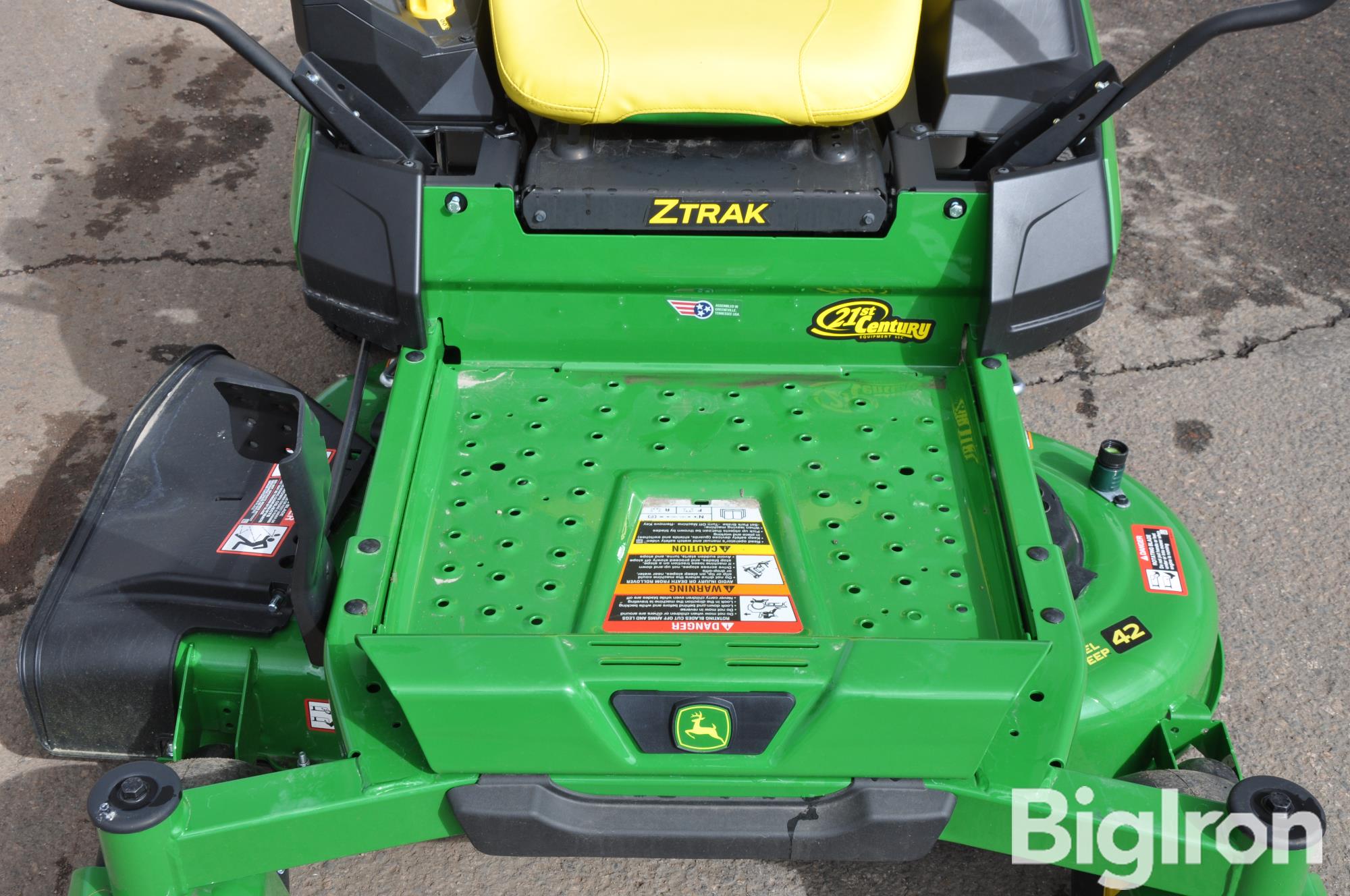 2023 John Deere Z320M Zero Turn Mower BigIron Auctions