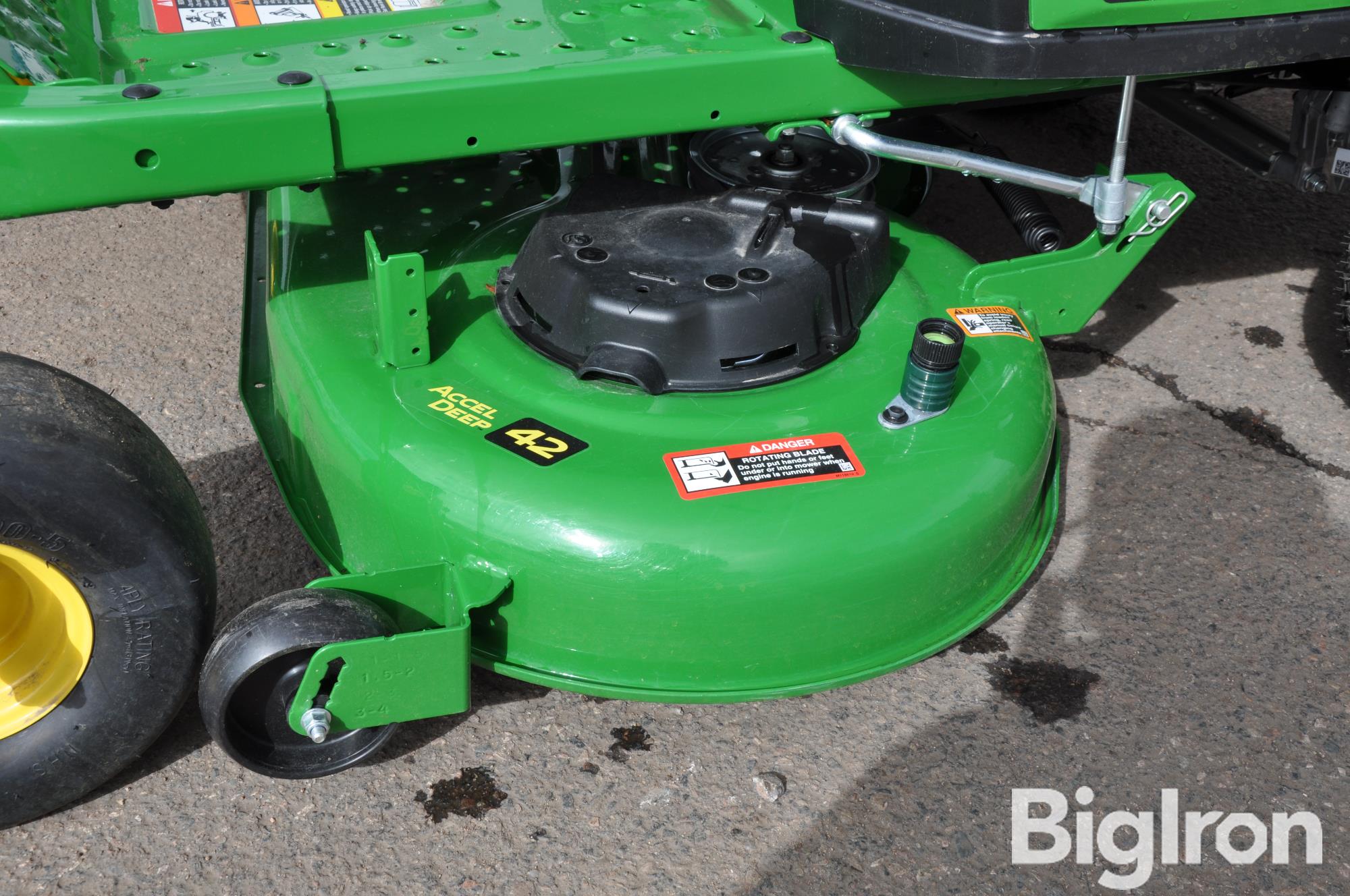 2023 John Deere Z320M Zero Turn Mower BigIron Auctions