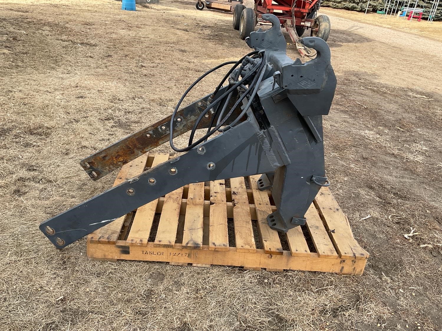 New Holland 8670 Front Mounted 3-pt Hitch Bigiron Auctions