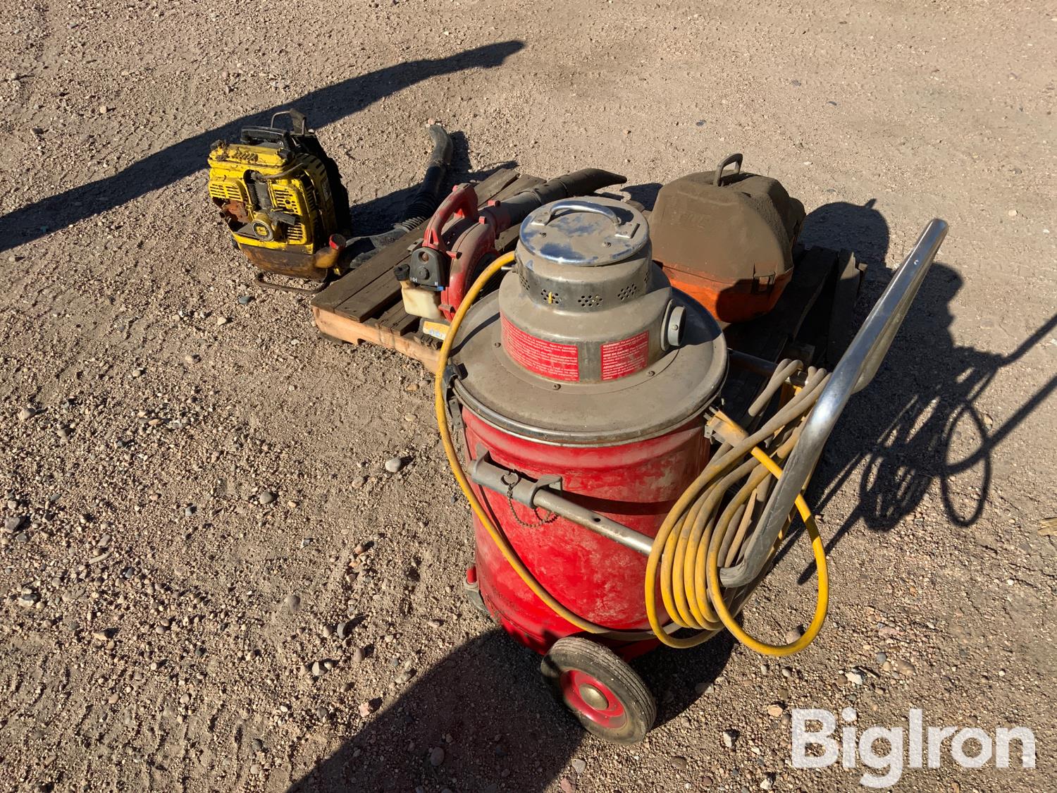 Chain Saws, Blowers & Shop Vacuum BigIron Auctions