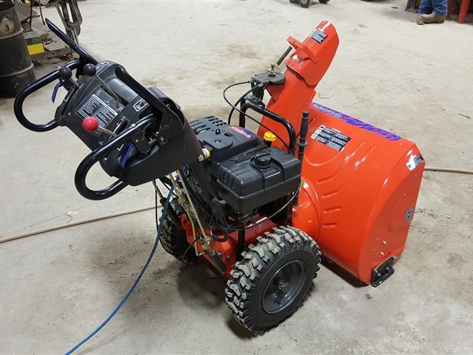 2006 Husqvarna 10530SBE Snow Blower BigIron Auctions