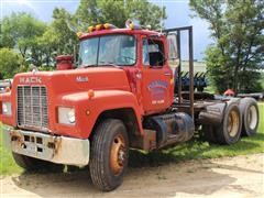1982 Mack R686ST T/A Truck Tractor 