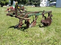 John Deere 810 3 Bottom Fully Mounted Plow 