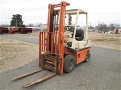 Nissan 35 Forklift 