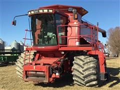 2001 Case IH 2388 2WD Combine 