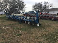 2008 Kinze 3140 Planter 