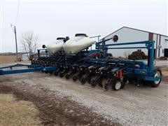 2011 Kinze 3660 Planter With Interplant 