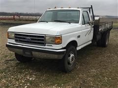 1990 Ford F450 2WD Flatbed Pickup 