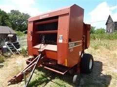 Hesston 956A Auto-Cycle Round Baler 