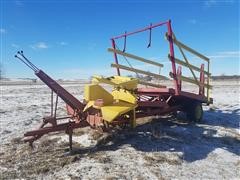 New Holland 1012 Bale Wagon - Retriever/Stacker 