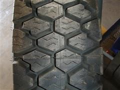 items/03e91ecc9666e41180bd00155de187a0/goodyearg124tire