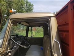 items/0414c2d780d0ea11bf210003fff94c59/1972international1600loadstargraintruck-64.jpg