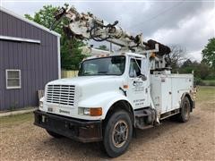 1992 International 4900 Digger Derrick Truck W/Crane 