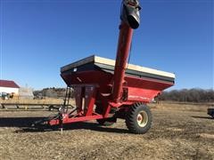 Brent 882 Grain Cart 