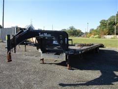 2010 Trailmaster Gooseneck T/A Flatbed Trailer W/Rolling Dovetail 