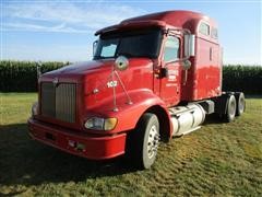 2005 International 9200i T/A Truck Tractor W/Sleeper 