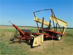 New Holland 1005 Small Square Bale Stacker 