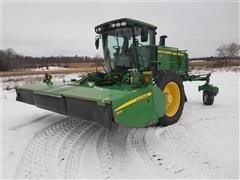 2010 John Deere R450 Self-Propelled Mower Conditioner 