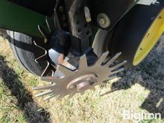 items/0777dd3bcd05f0119d476045bd488df1/john-deere-7000-8r30-planter-5_5d8e2f47f206427a875dcc62b0f4cac3.jpg