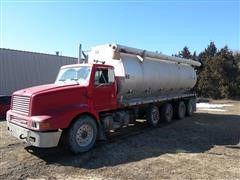 2002 International Quad/A Bulk Feed Truck 