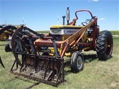 1969 Minneapolis-Moline M-670 2WD Tractor W/Farmhand Loader 