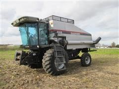 1999 Gleaner R42 Combine 