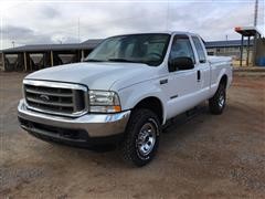2004 Ford F250 4x4 Extended Cab Pickup 