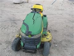 2007 John Deere X320 Lawn Mower 