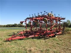 Sunflower 5135-42 Field Cultivator 