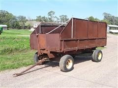 Oliver 5026C Forage Wagon 