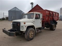 1988 International 1754 Feed Truck 