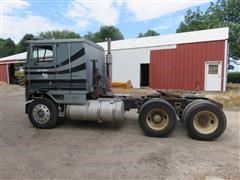 items/0f116ffebba8425a8623e3d30c86d3da/1984internationalcoe9670trucktractor-9.jpg