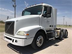 2004 Volvo D12-365 T/A Truck Tractor 