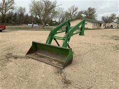 John Deere 725 Front End Loader 