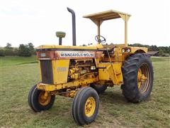 1970 Minneapolis-Moline G1000 Vista 2WD Tractor 