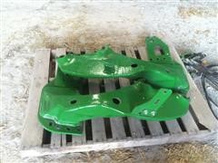 items/11f9c981e866e41180bd00155de187a0/2010johndeere673loader