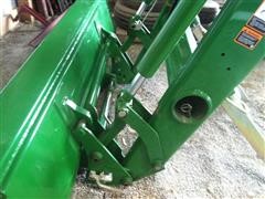 items/11f9c981e866e41180bd00155de187a0/2010johndeere673loader