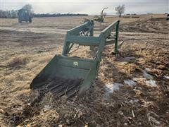 John Deere 36 Loader 