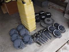 John Deere 7200 Planter Boxes W/Vacuum Meters And Various Seed Disc's 