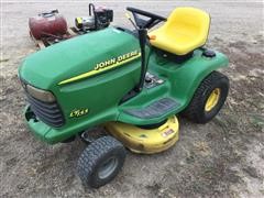 John Deere LT155 Lawn Tractor 