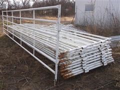 6-Bar Steel 20' X 5' Corral Panels 