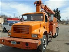 1992 International 4900 T/A Crane Truck 