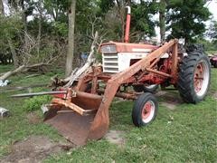 International Farmall 460 Tractor With Dual Loader 