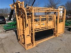 2017 For-Most 30T Manual Head Gate & 450 Chute 
